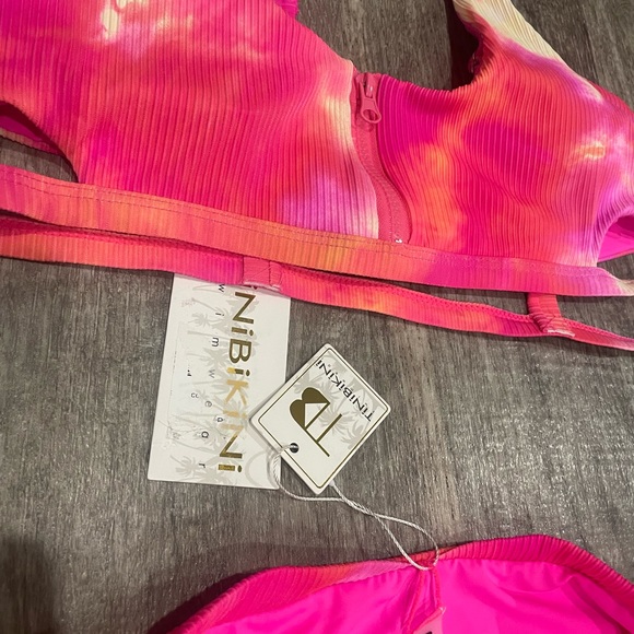 NWT Woman’s Swimsuit - Picture 3 of 5